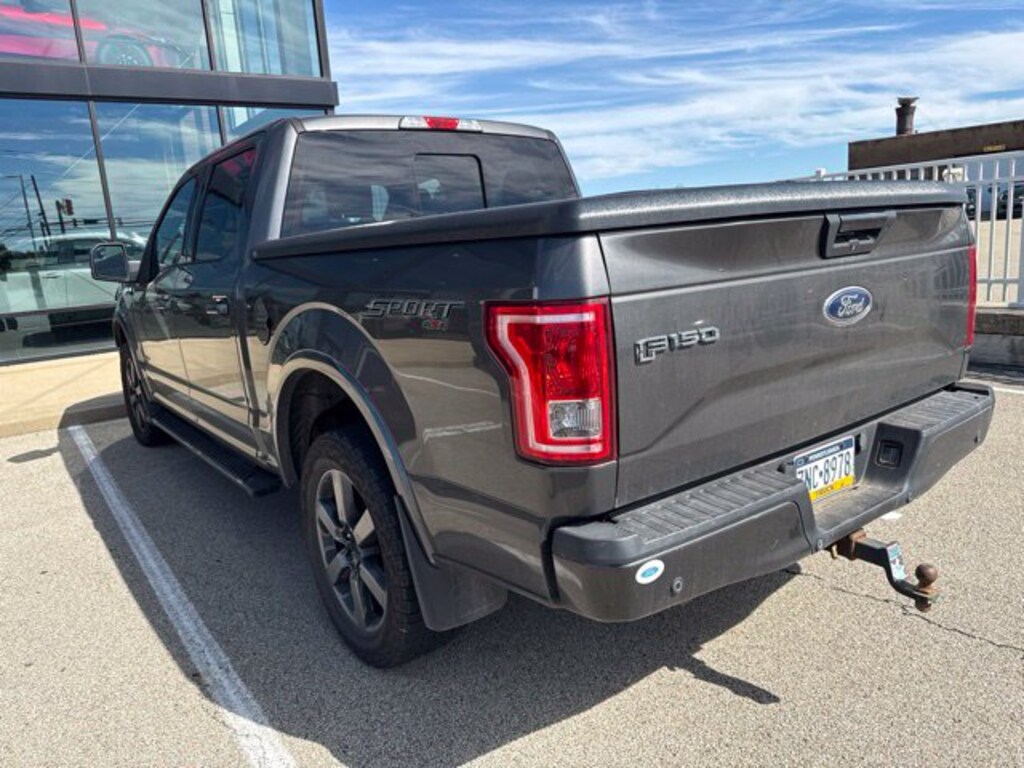 Used 2017 Ford F-150 XLT Truck