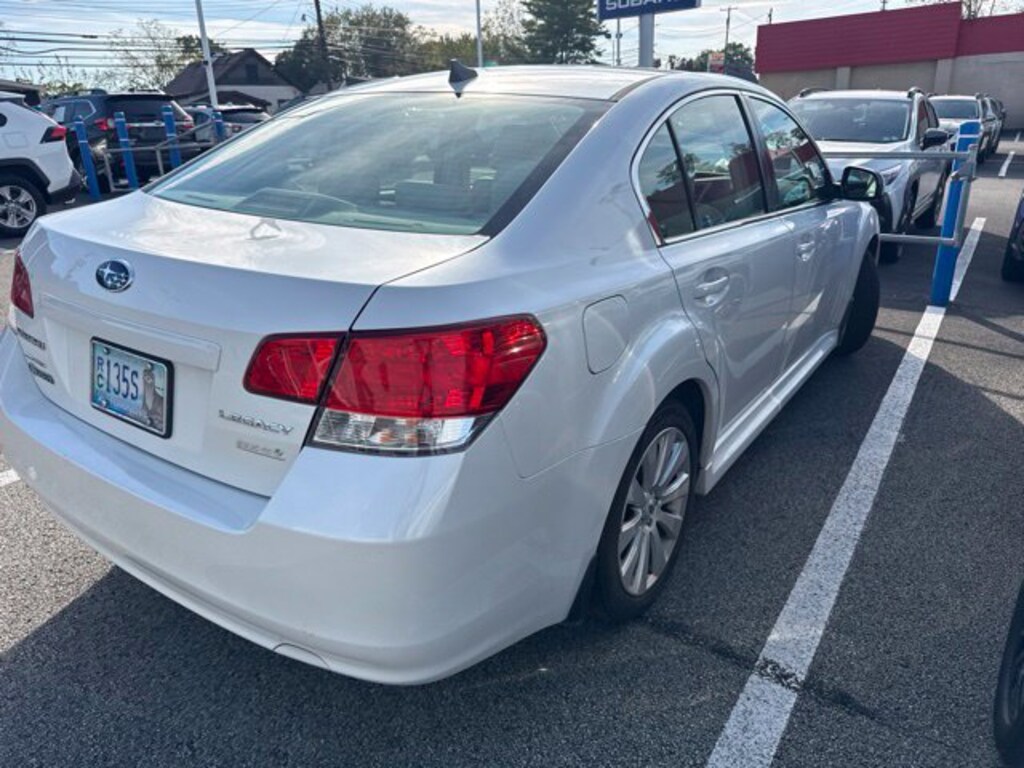 Used 2011 Subaru Legacy 2.5i Limited Sedan