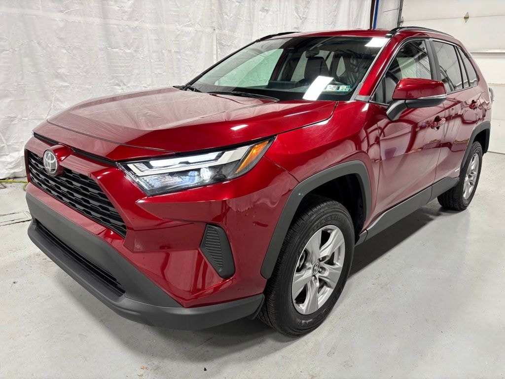 Used 2025 Toyota RAV4 Hybrid XLE SUV