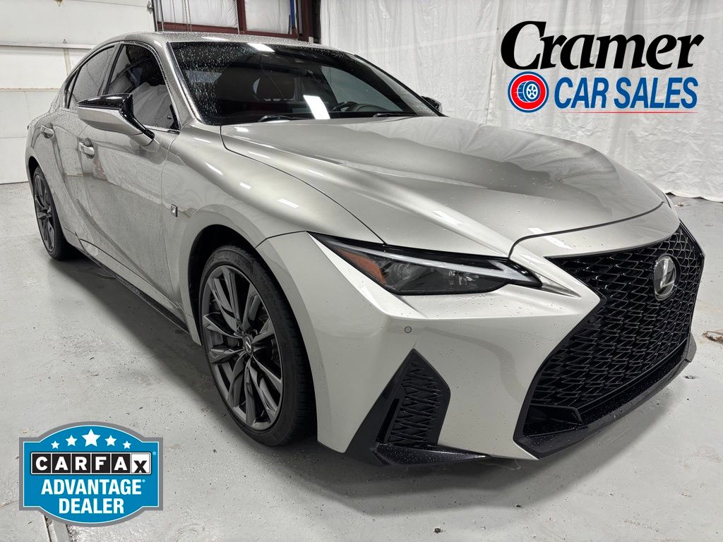 2021 Lexus IS