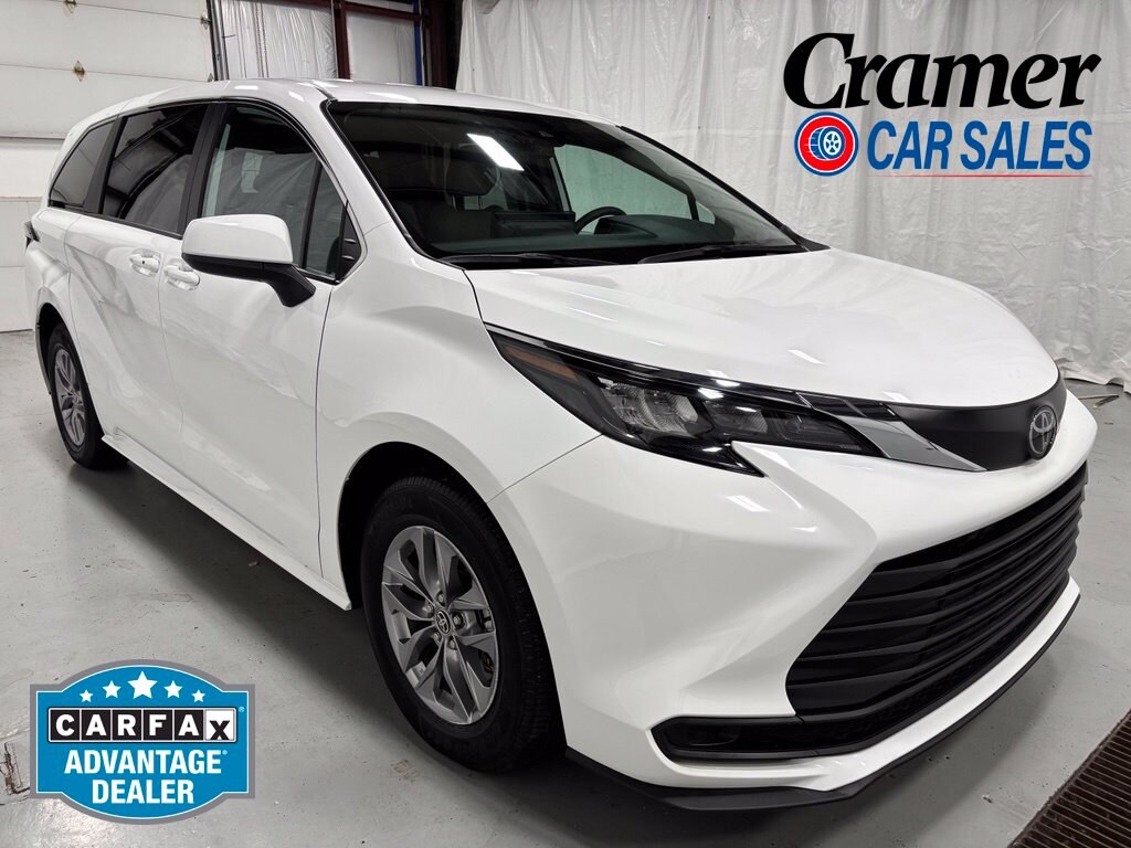 Used 2026 Toyota Sienna LE 8 Passenger Van Passenger Van