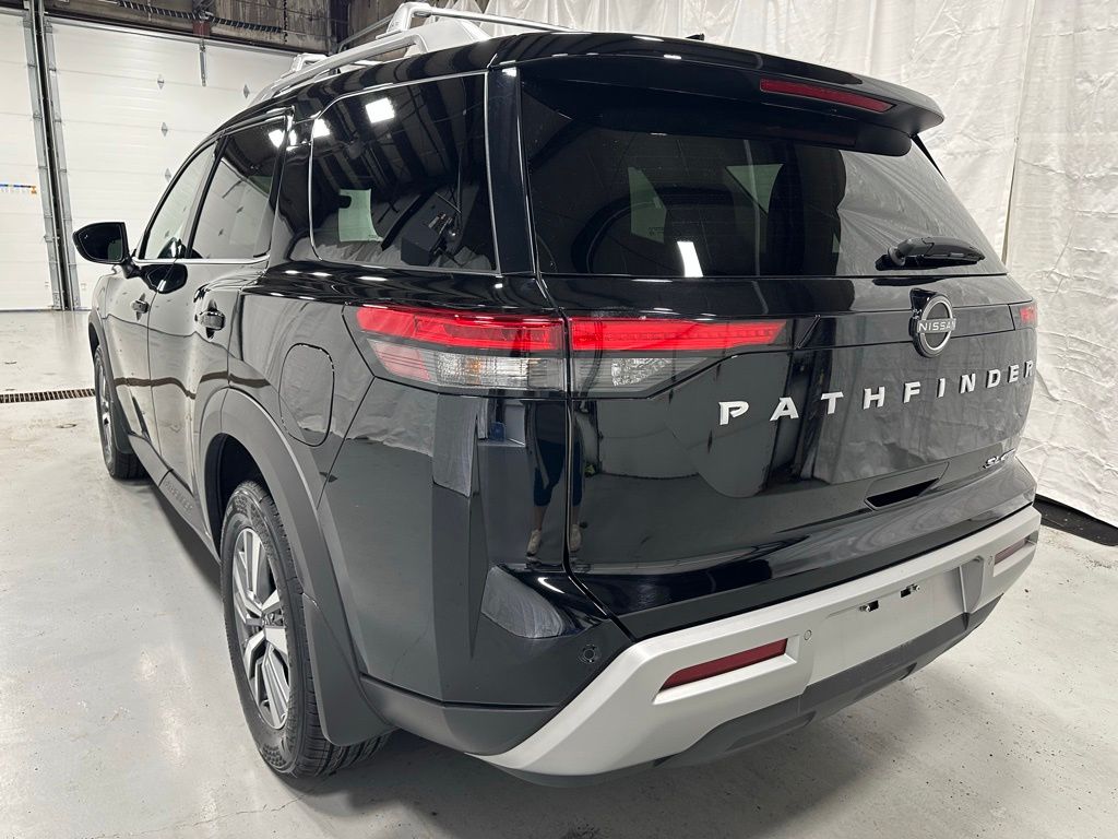 2024 Nissan Pathfinder SL - Photo 5