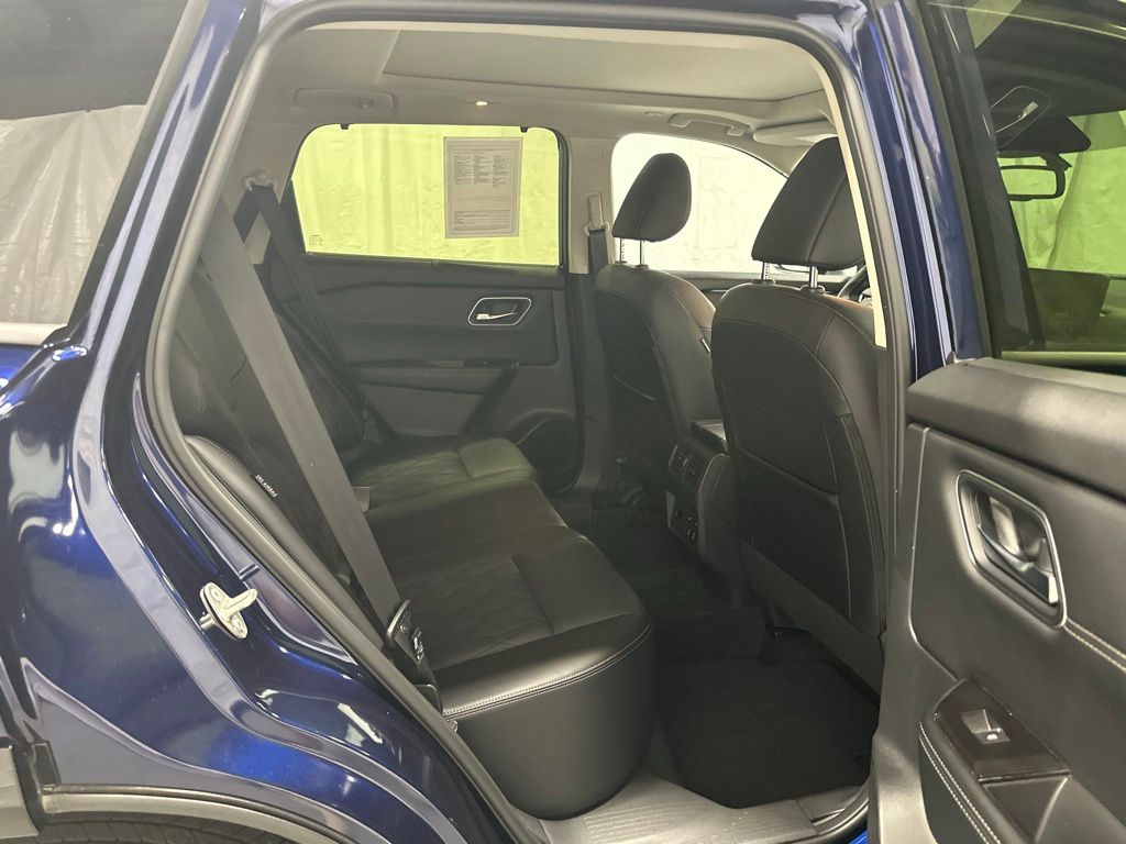 2026 Nissan Rogue Platinum - Photo 52
