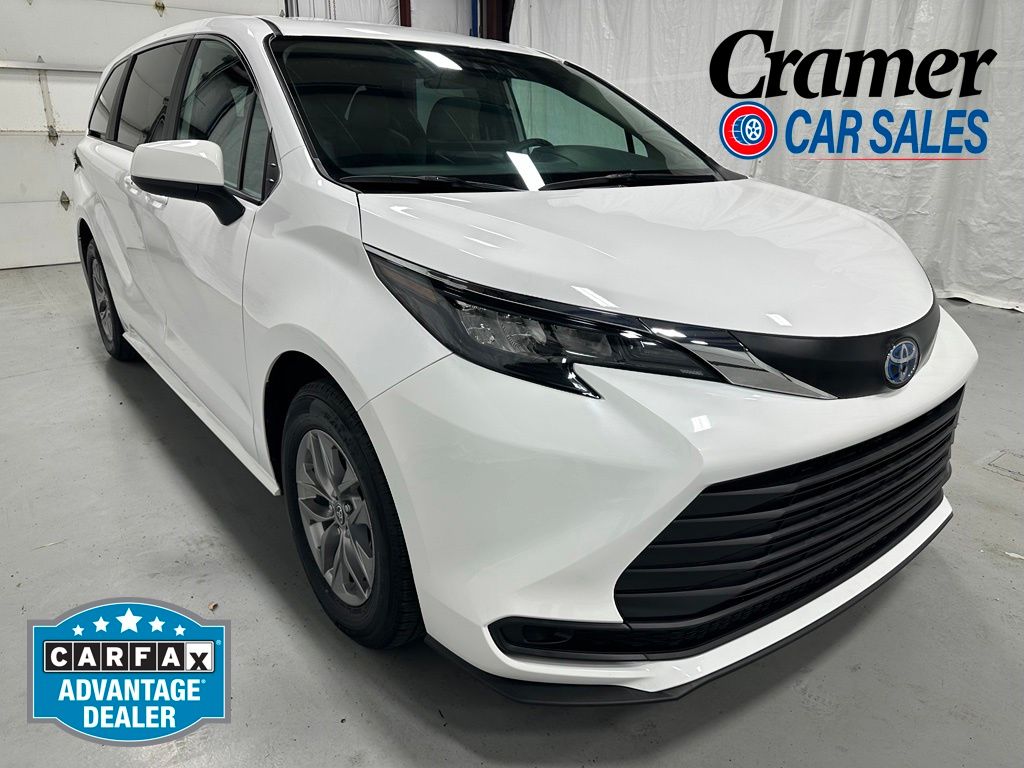 2025 Toyota Sienna