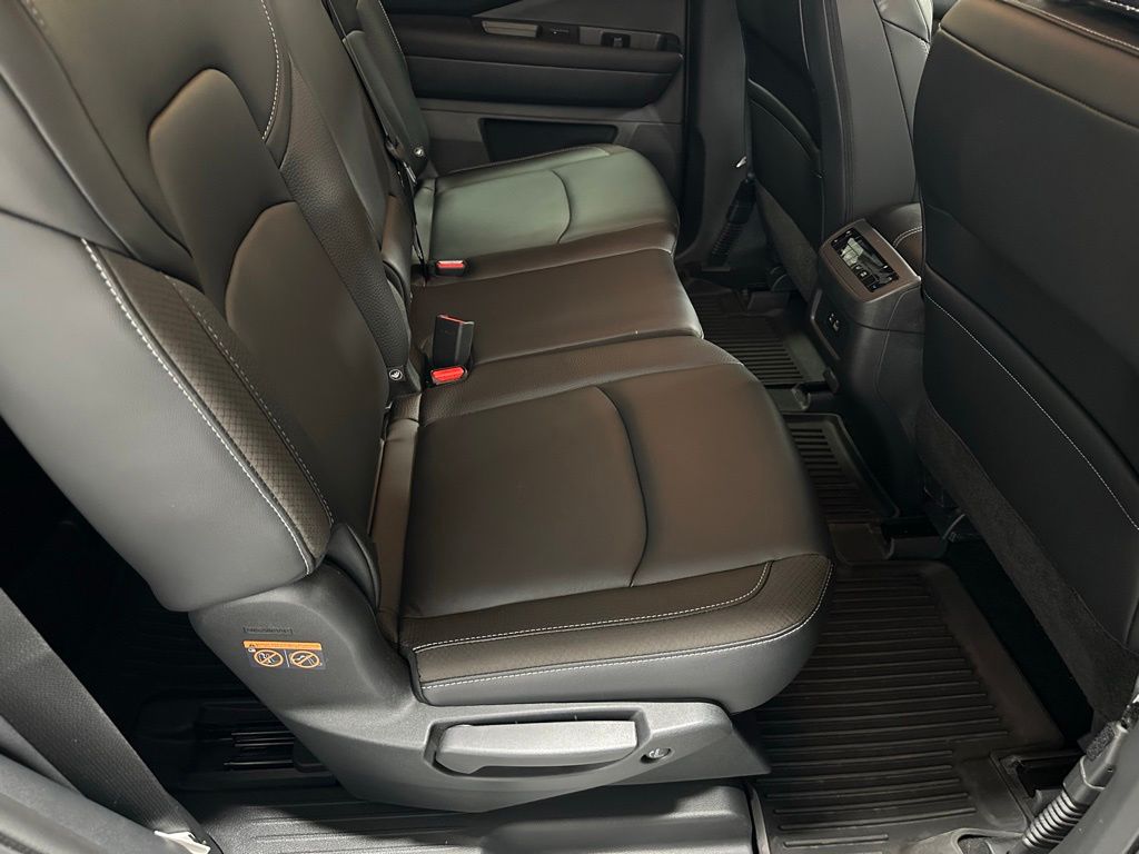 2024 Nissan Pathfinder SL - Photo 49