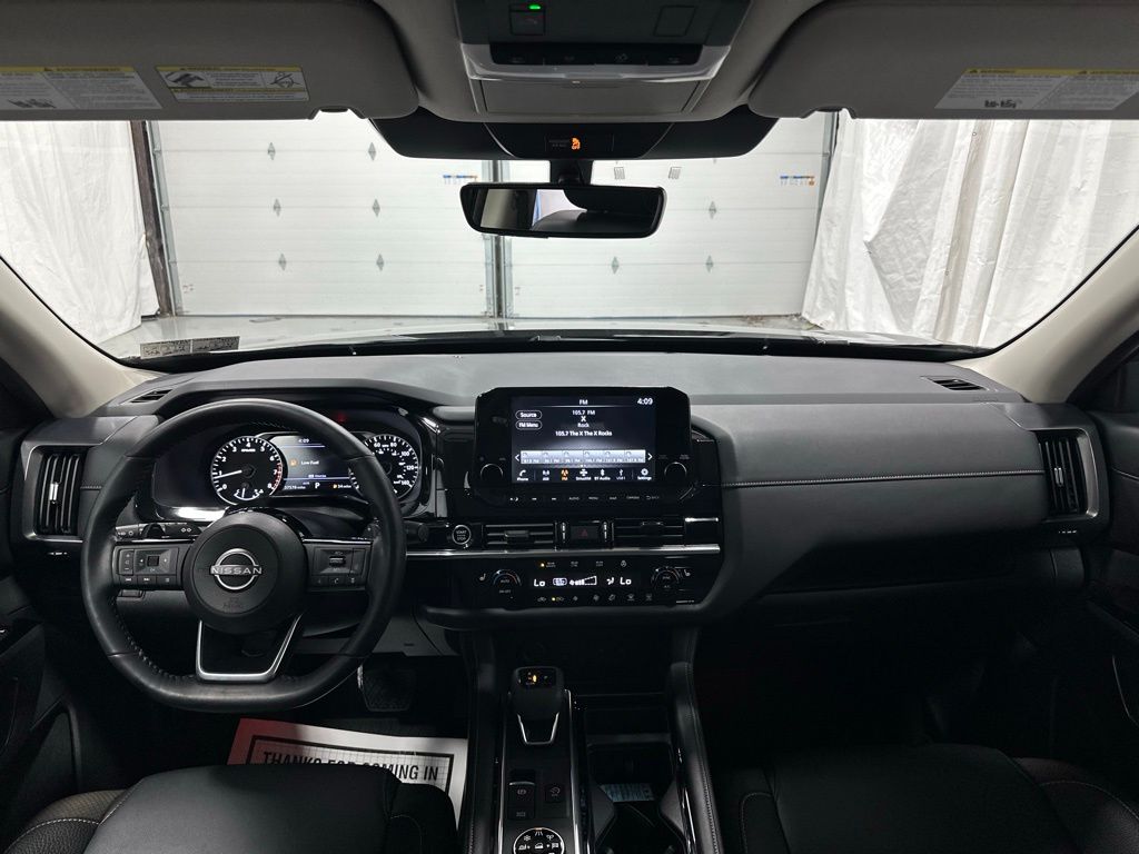 2024 Nissan Pathfinder SL - Photo 34