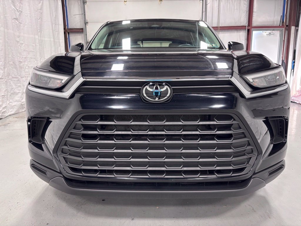 Used 2026 Toyota Grand Highlander LE SUV