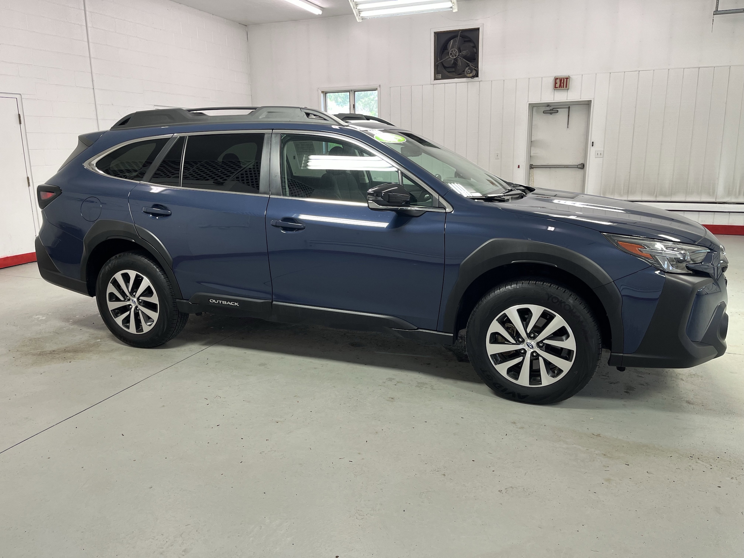 2025 Subaru Outback Premium