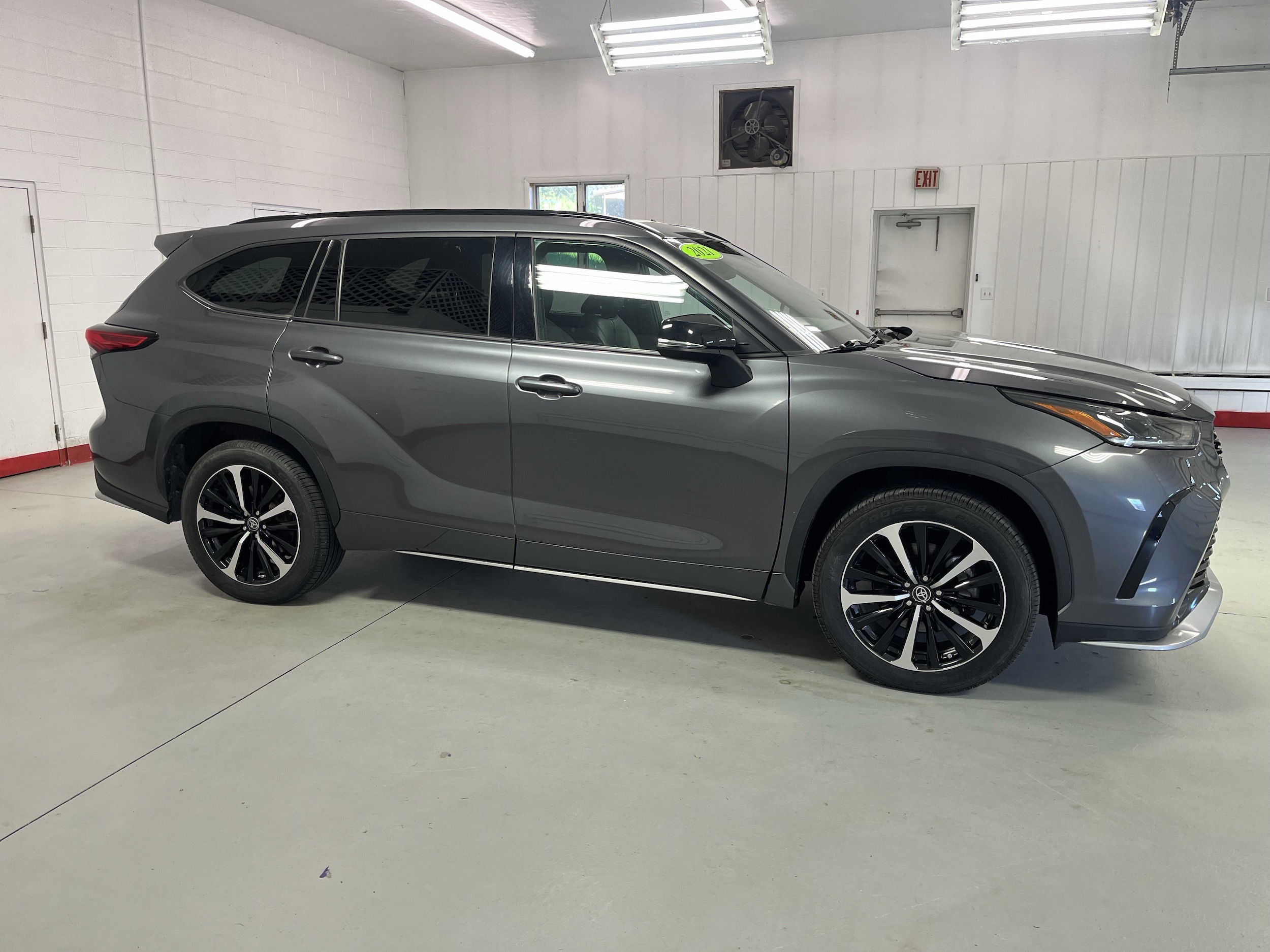 2021 Toyota Highlander XSE