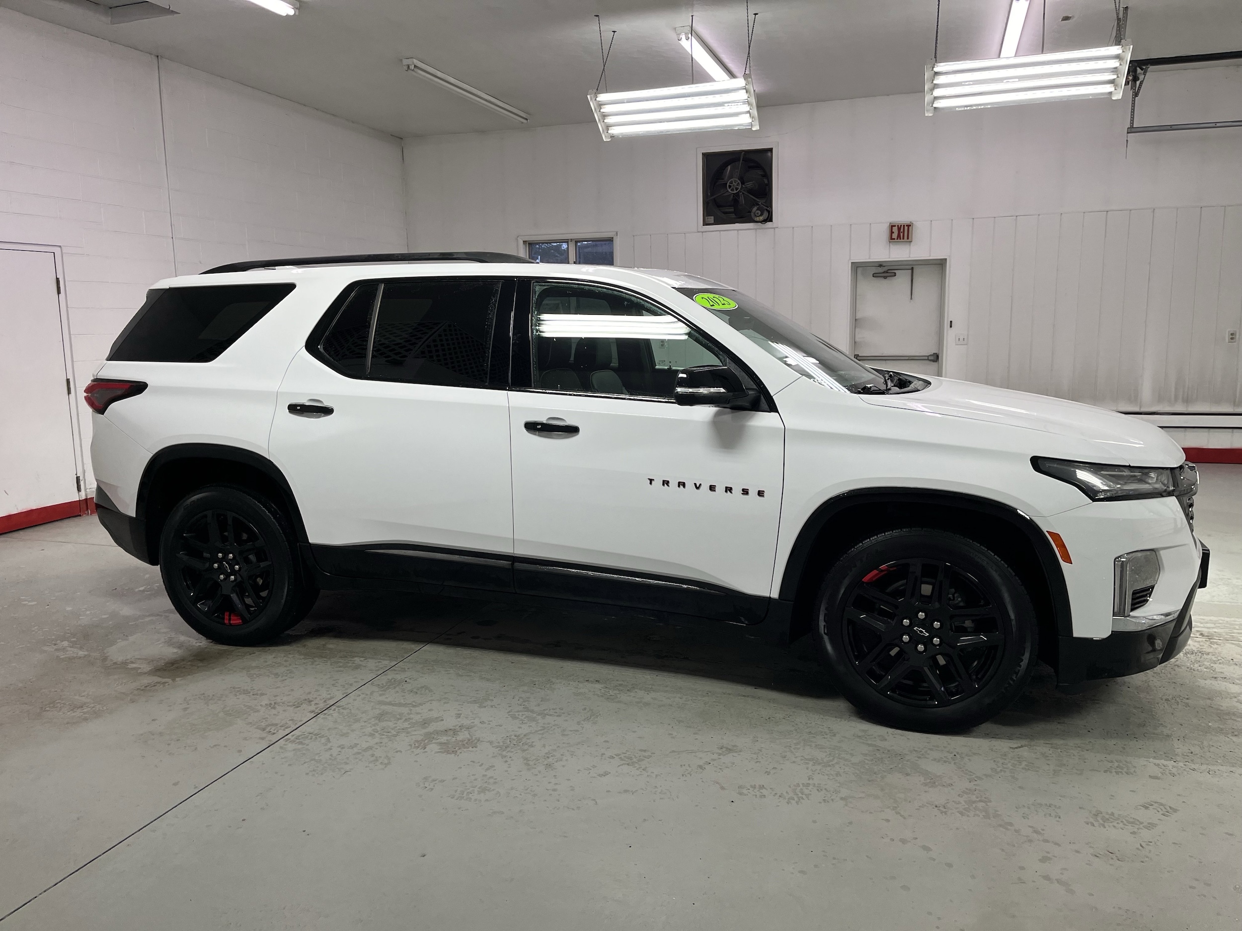 2023 Chevrolet Traverse Premier