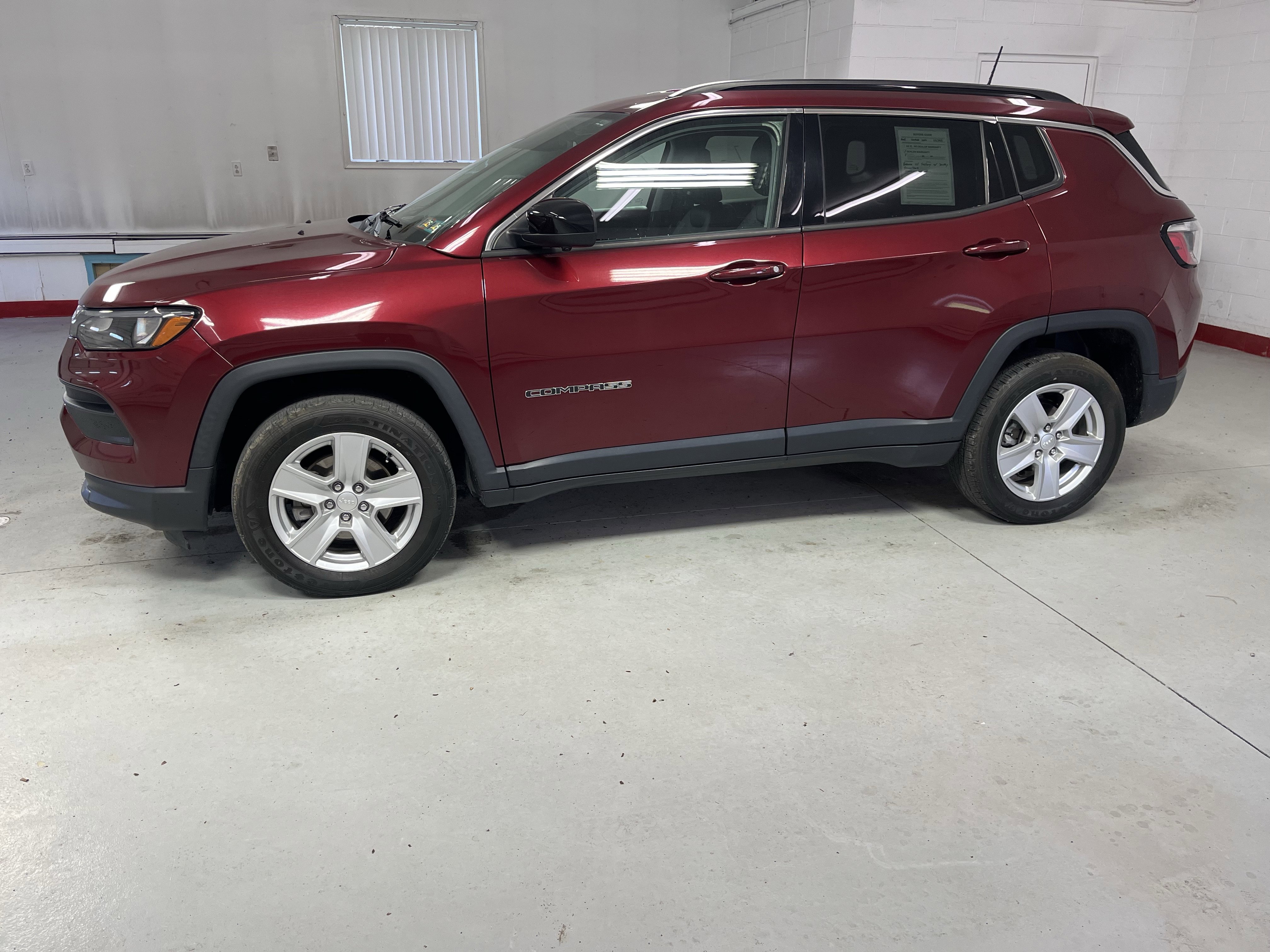 Used 2022 Jeep Compass Latitude SUV
