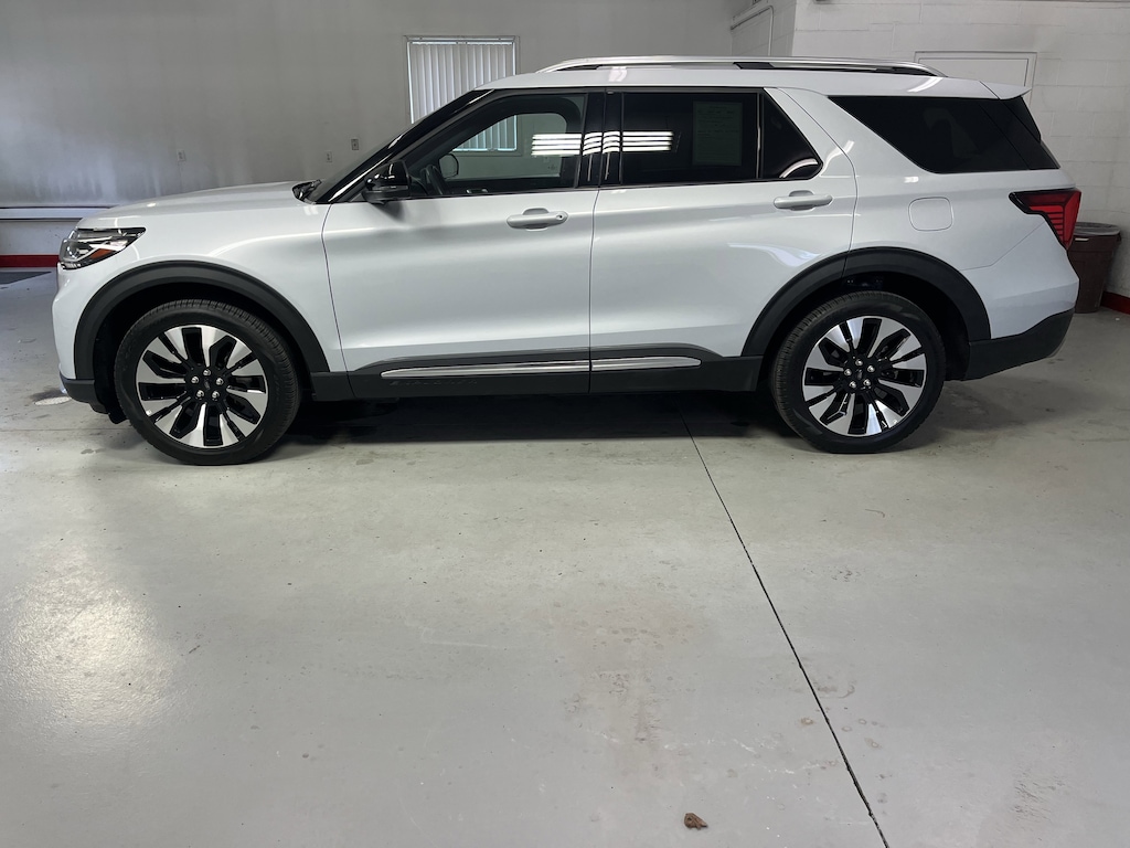 Used 2025 Ford Explorer Platinum SUV