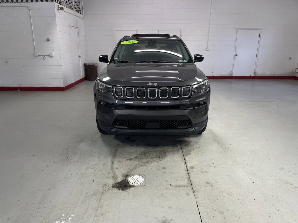 Used 2022 Jeep Compass Latitude Lux SUV