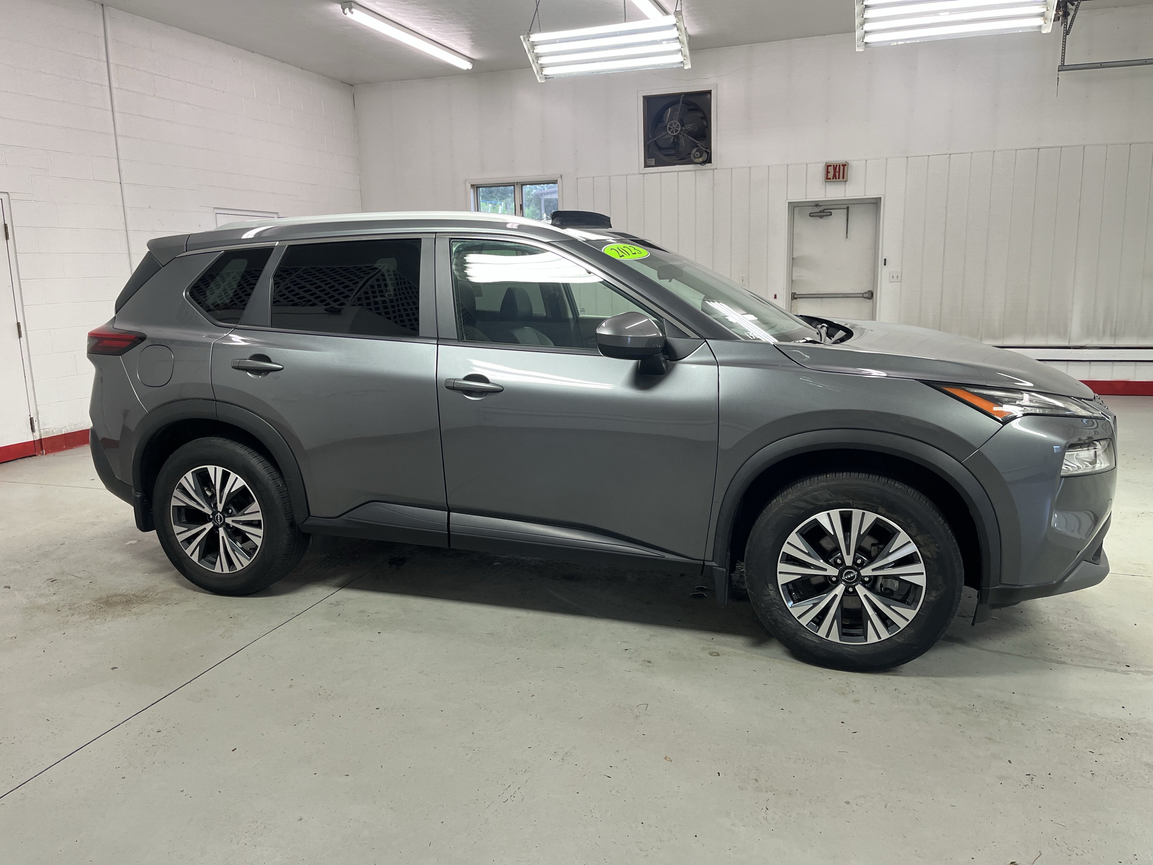  Nissan Rogue