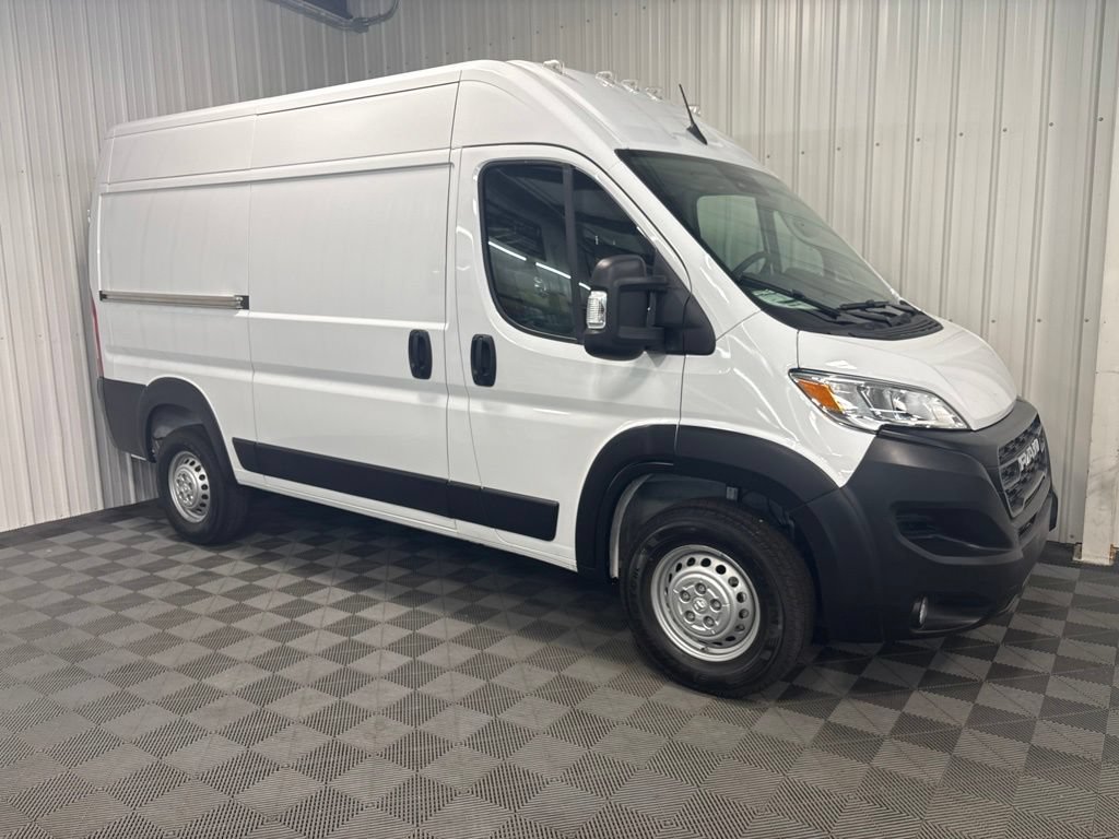 2026 RAM ProMaster Cargo Van Tradesman