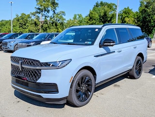 2027 Lincoln Navigator Reserve 4x4