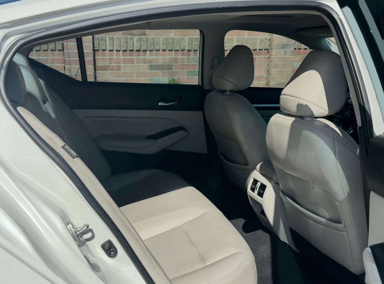 2019 Nissan Altima Platinum - Photo 12