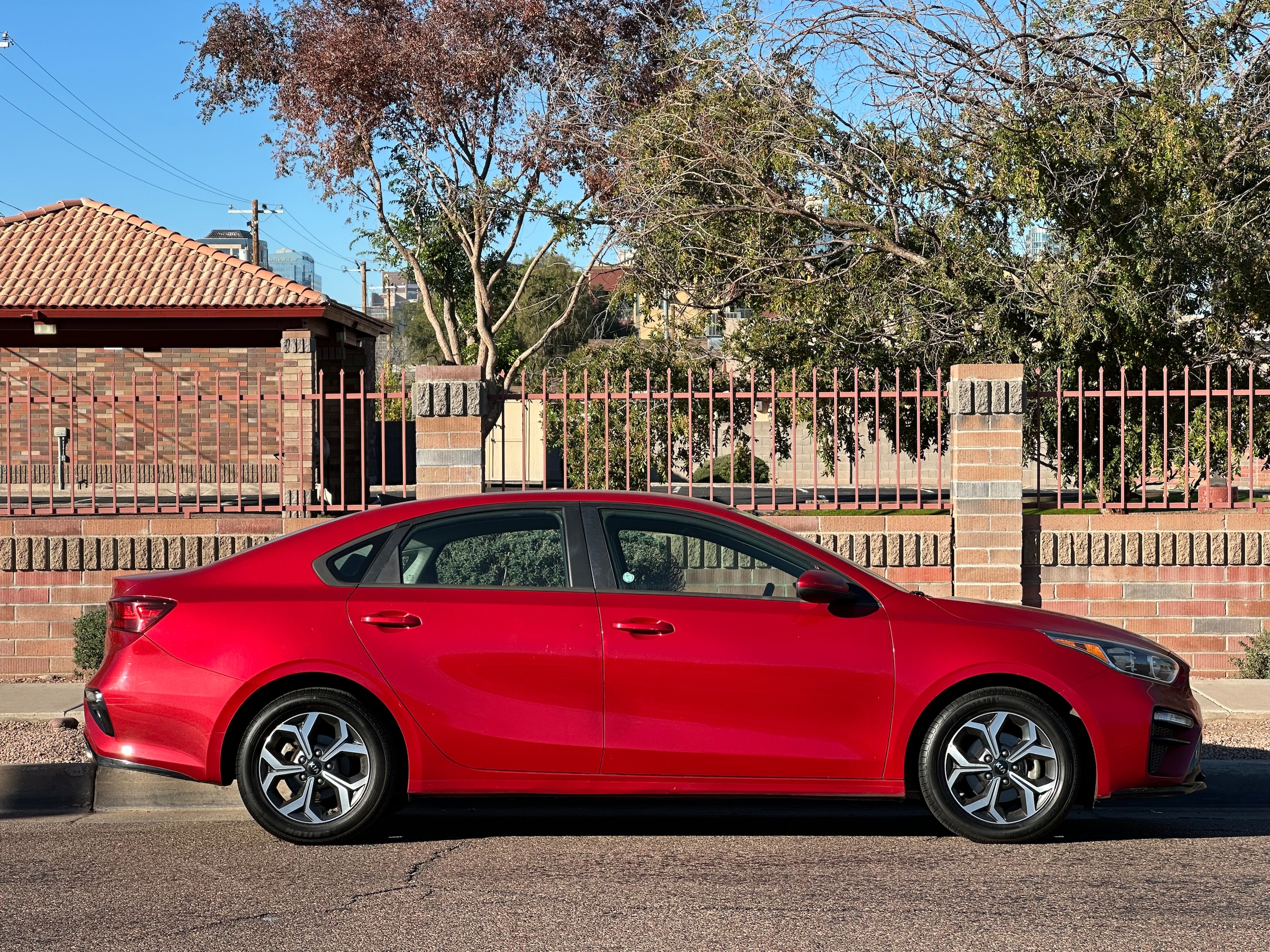 2021 Kia Forte LXS - Photo 9