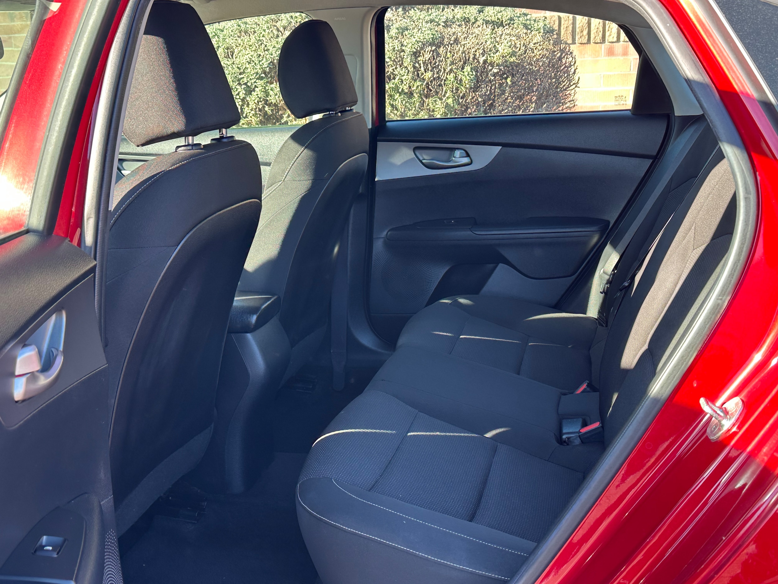 2021 Kia Forte LXS - Photo 7