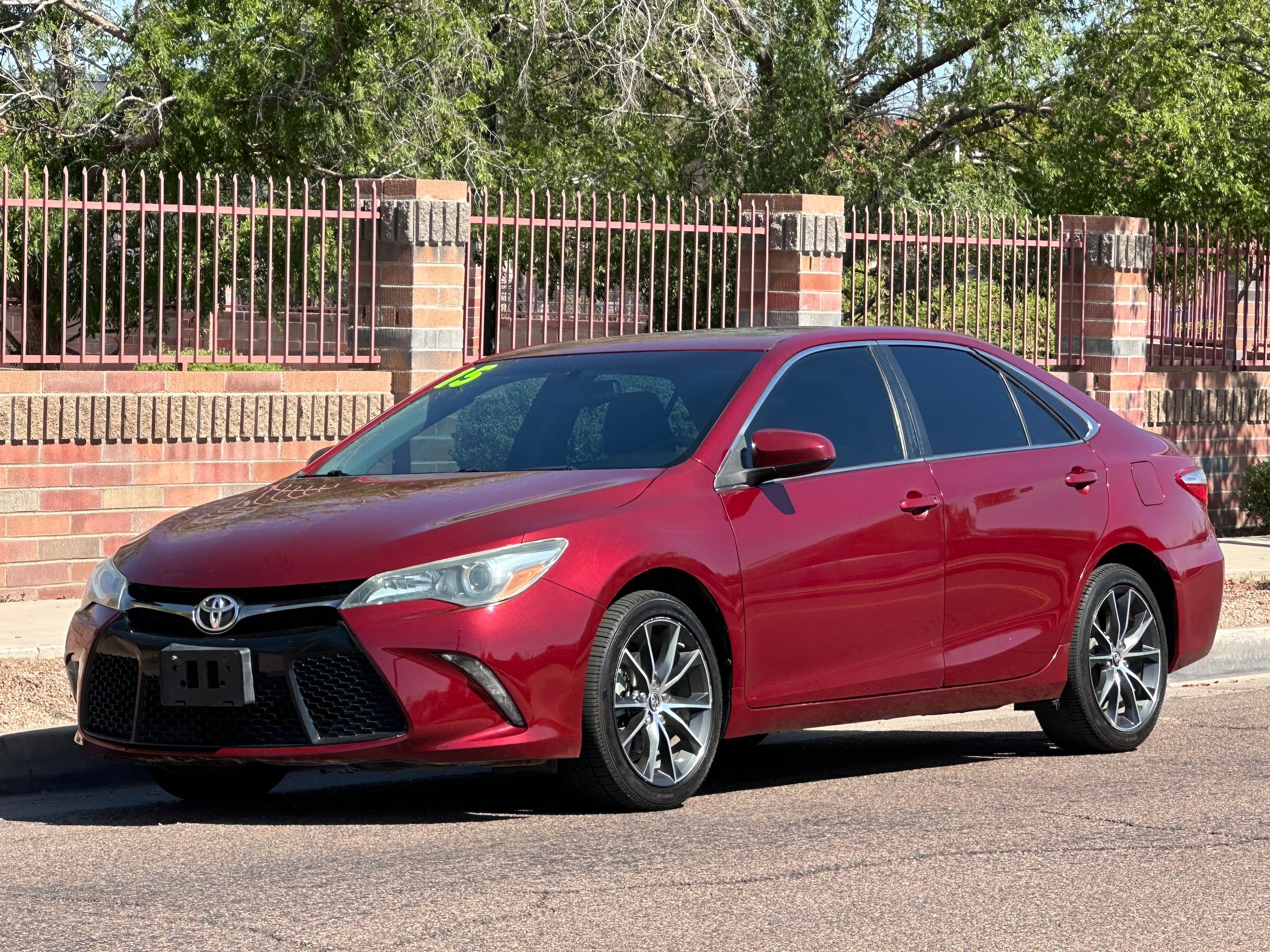 2015 Toyota Camry XSE FWD photo