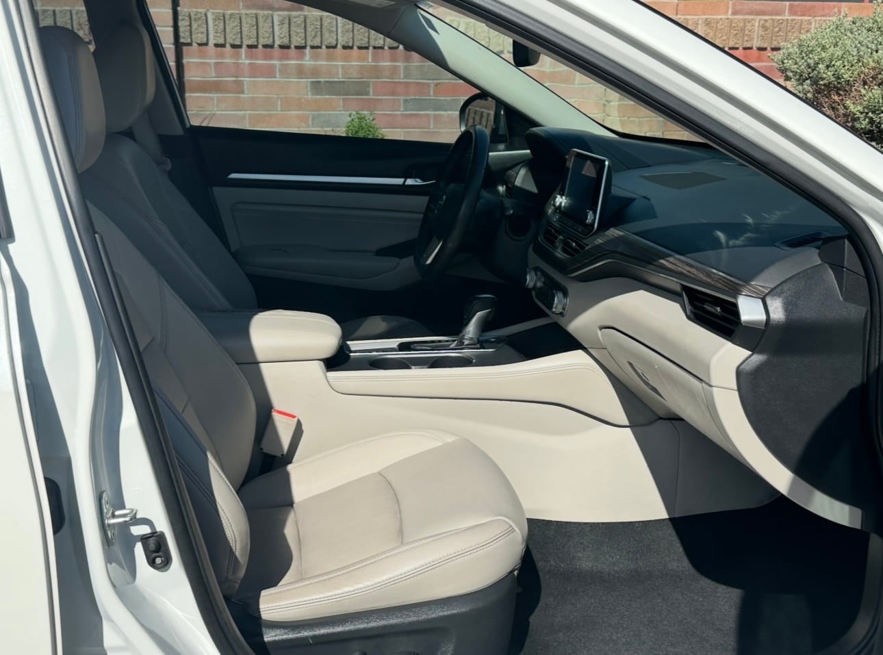 2019 Nissan Altima Platinum - Photo 11