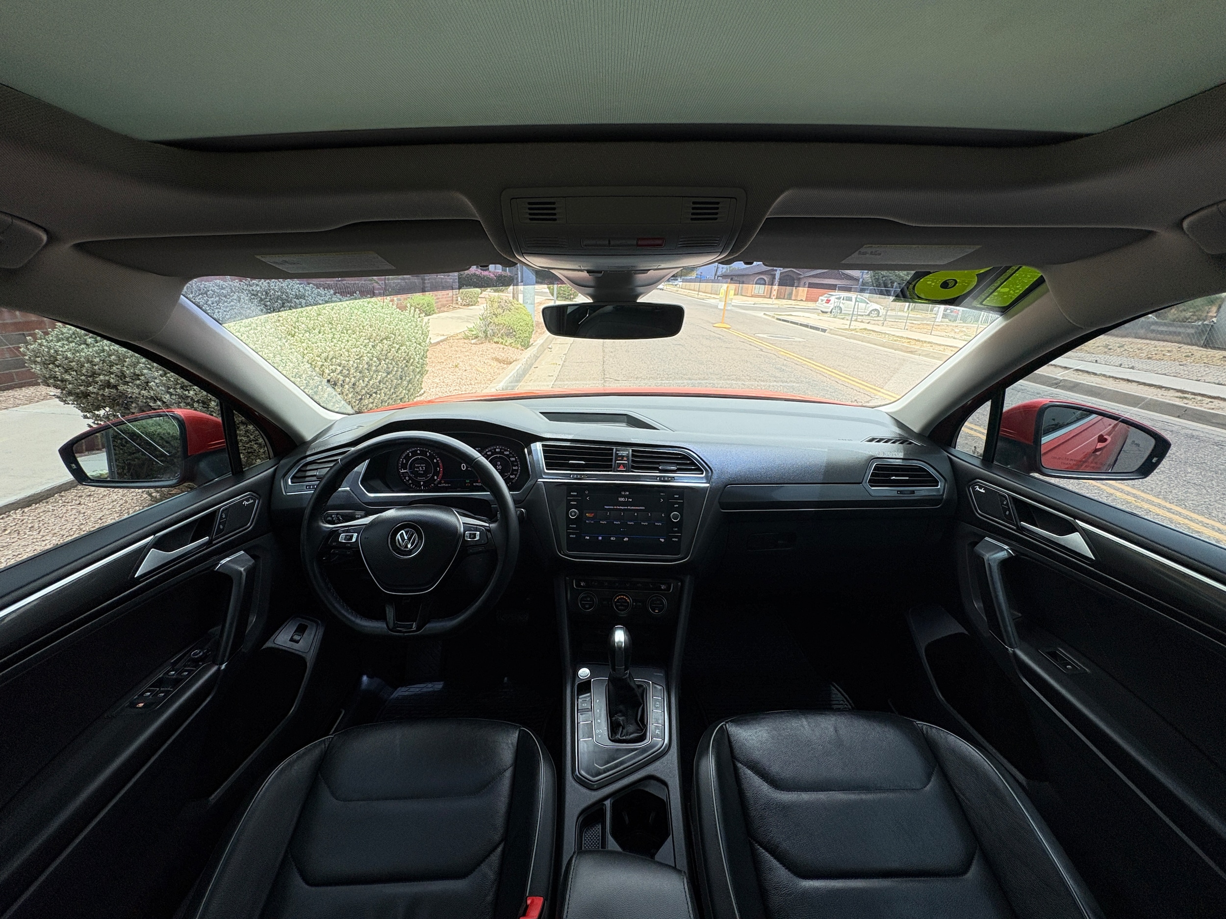 2018 Volkswagen Tiguan SEL Premium - Photo 13