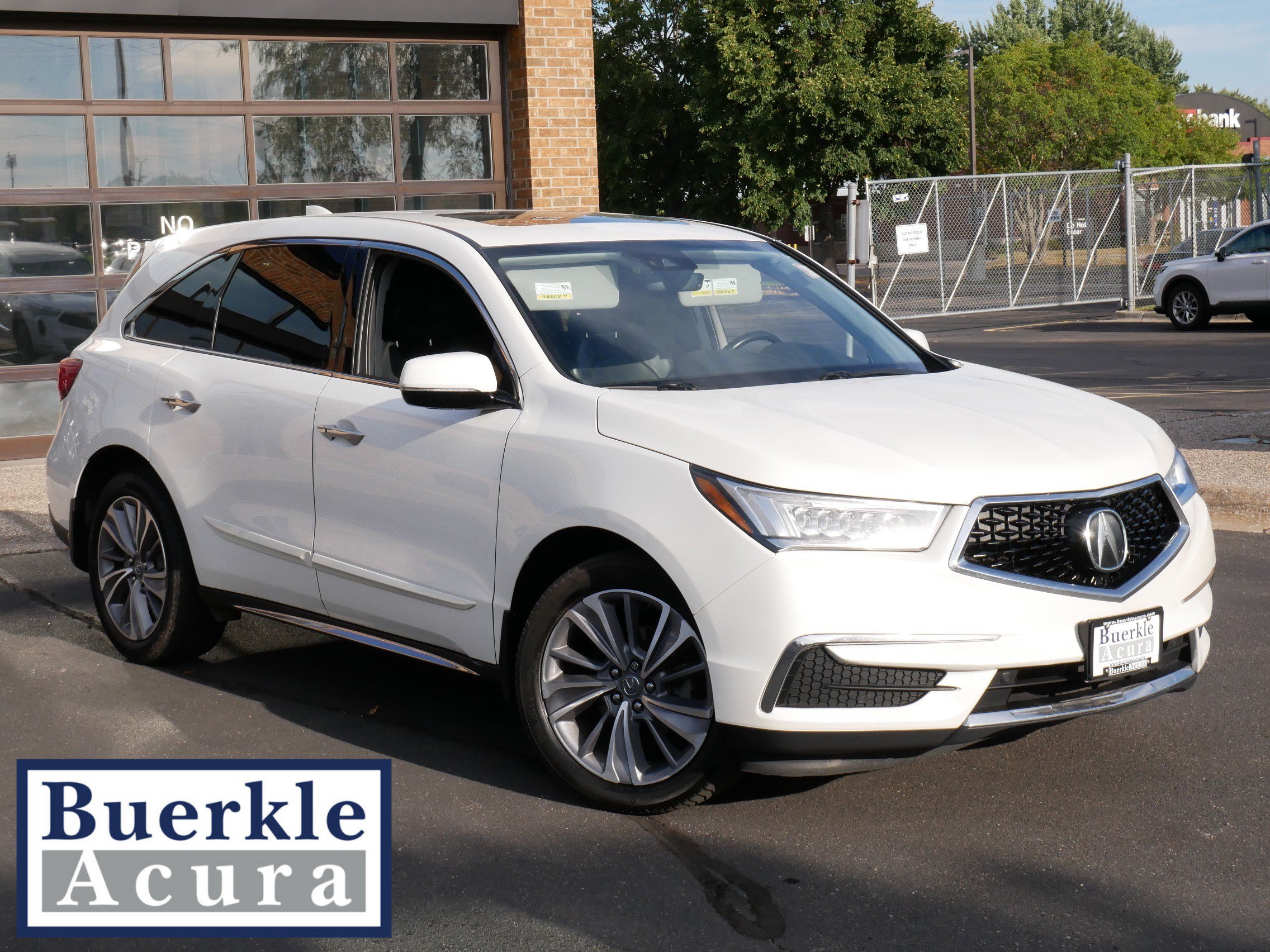 Used 2018 Acura MDX w/Technology/Entertainment Pkg SH-AWD w/Technology/Entertainment Pkg