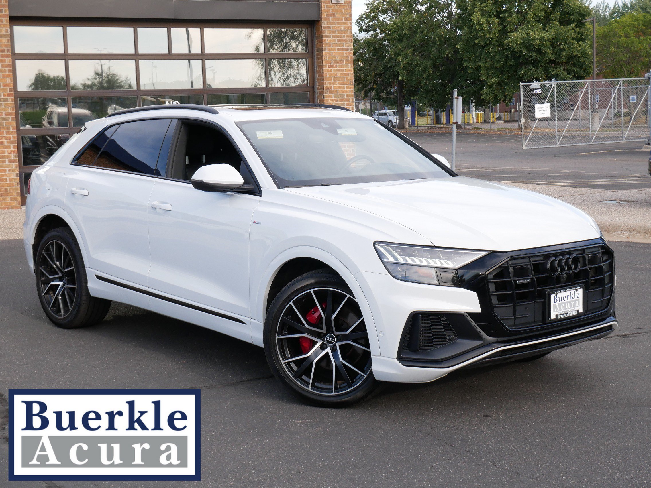 2021 Audi Q8 Premium Plus