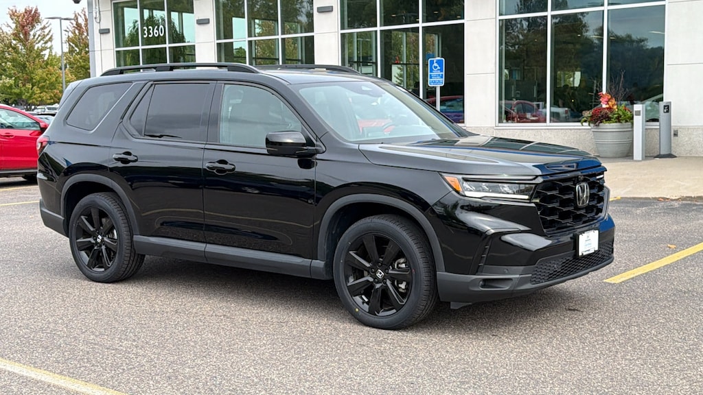 Certified 2025 Honda Pilot Black Edition Black Edition AWD