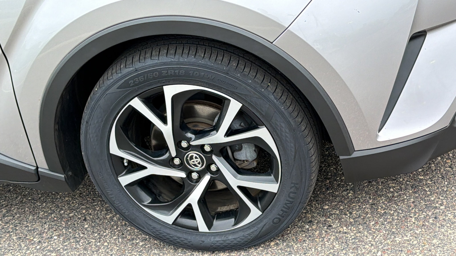 Used 2018 Toyota C-HR XLE XLE FWD