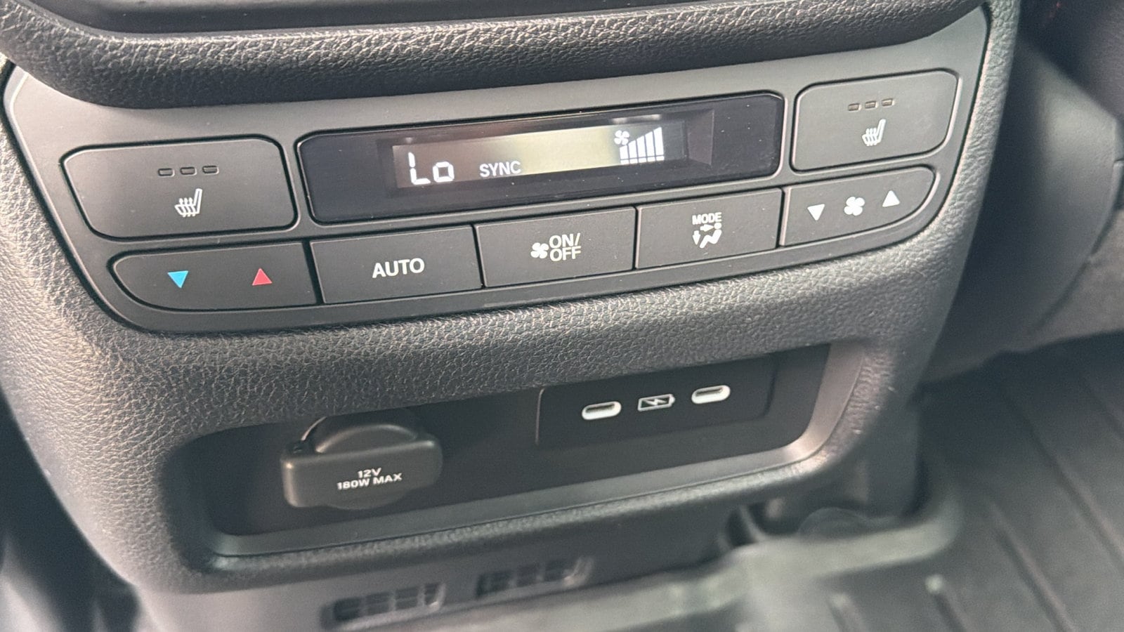 2024 Honda Ridgeline Black Edition - Photo 19