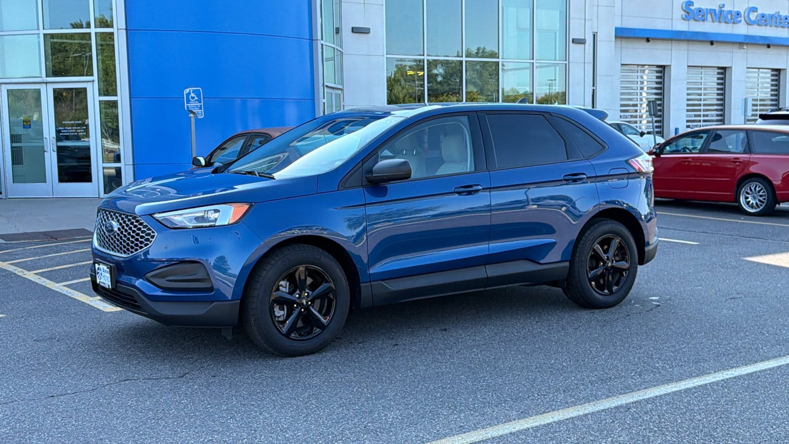 2024 Ford Edge SE - Photo 11