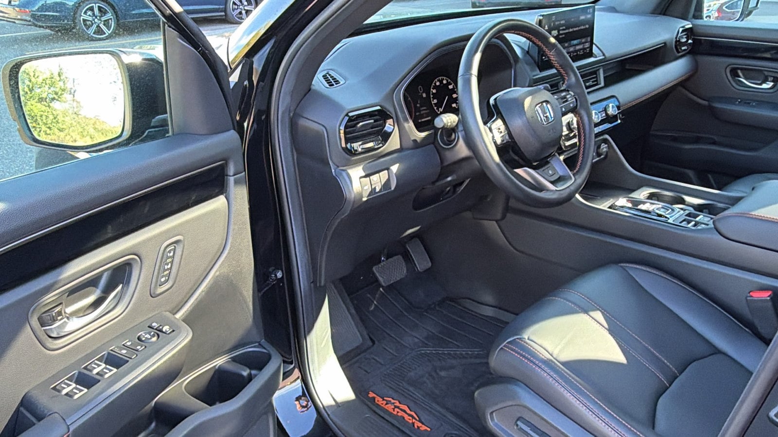 2025 Honda Pilot TrailSport - Photo 14