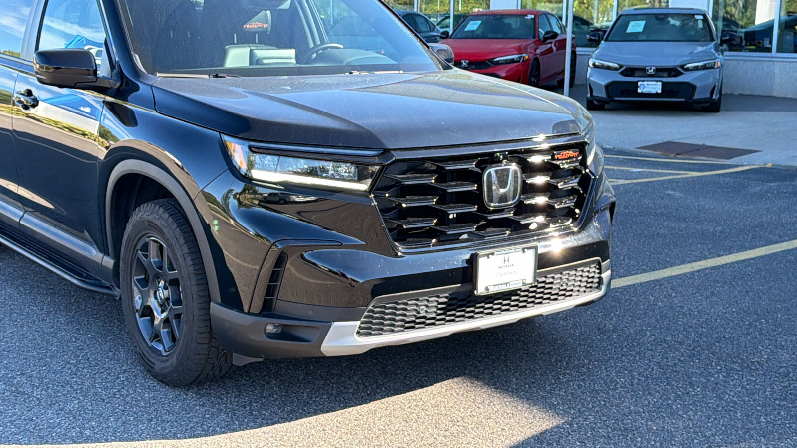 Certified 2025 Honda Pilot TrailSport SUV