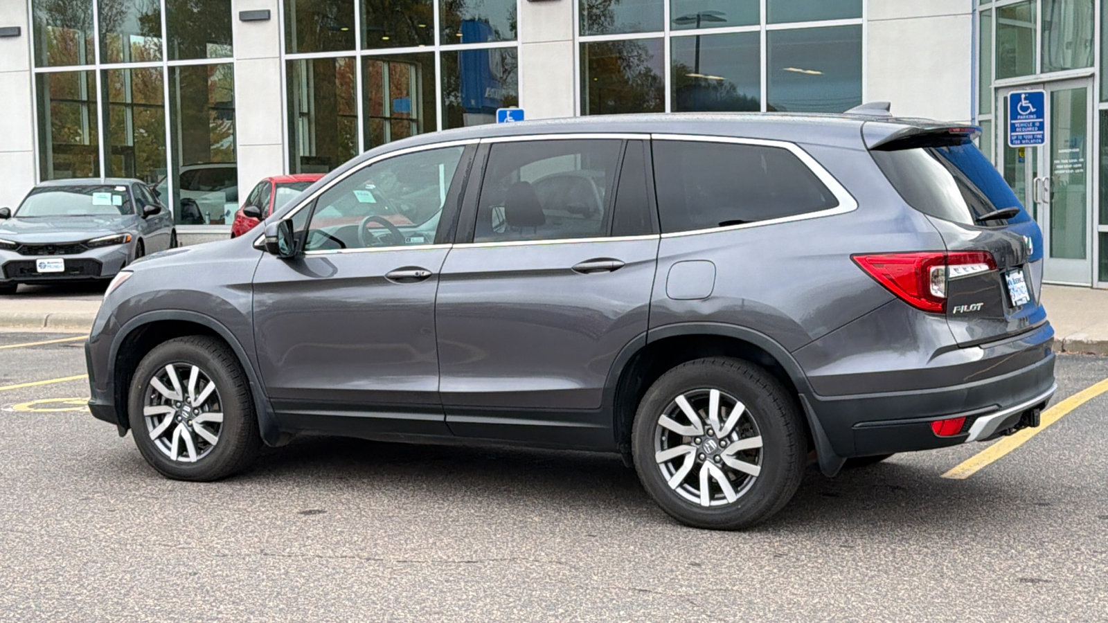 2020 Honda Pilot EX-L - Photo 9