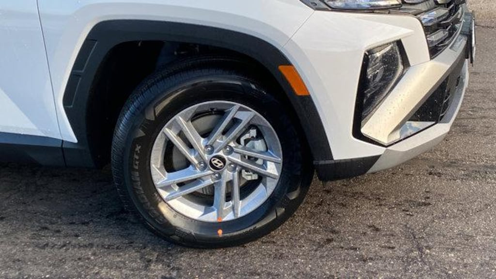 New 2026 Hyundai Tucson SE AWD SUV