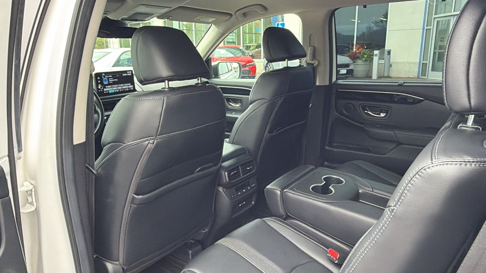 2024 Honda Pilot EX-L - Photo 14