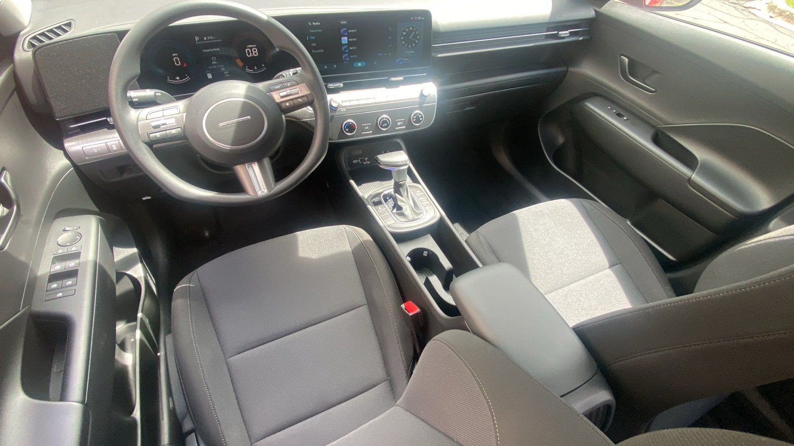 2026 Hyundai Kona SE - Photo 10