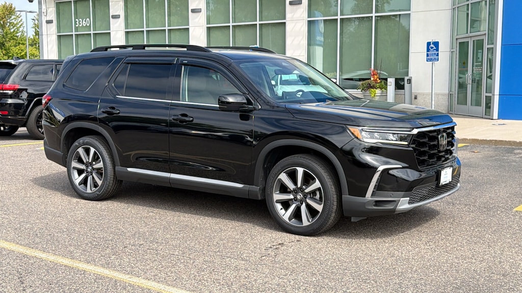 Certified 2025 Honda Pilot Elite SUV