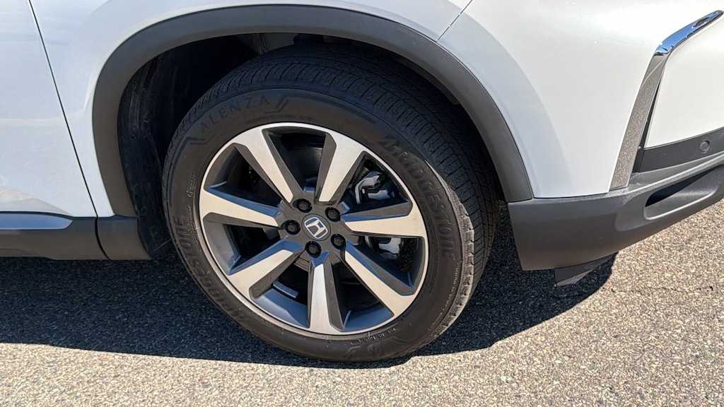 Certified 2025 Honda Pilot Elite SUV