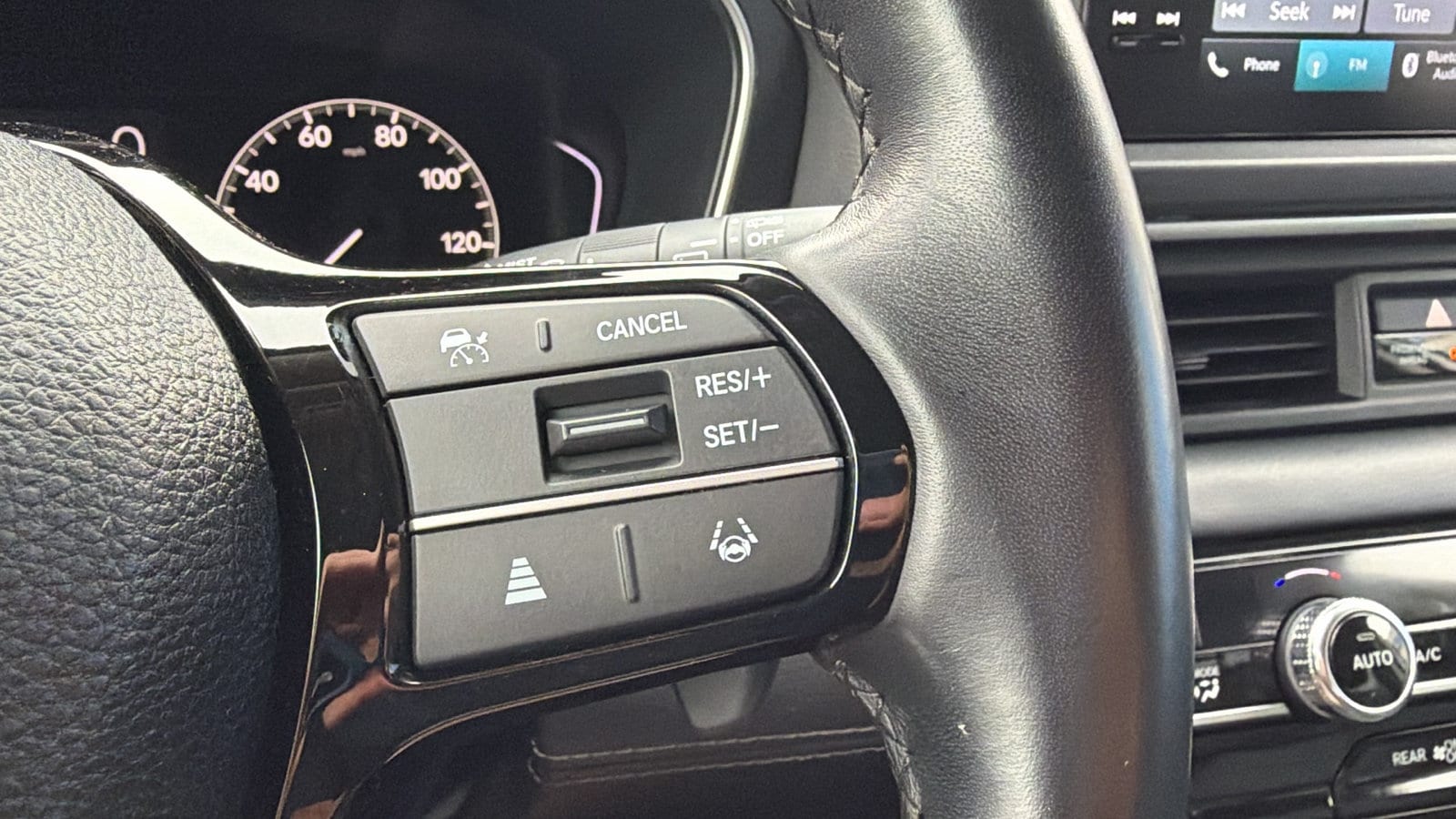 2024 Honda Pilot EX-L - Photo 26