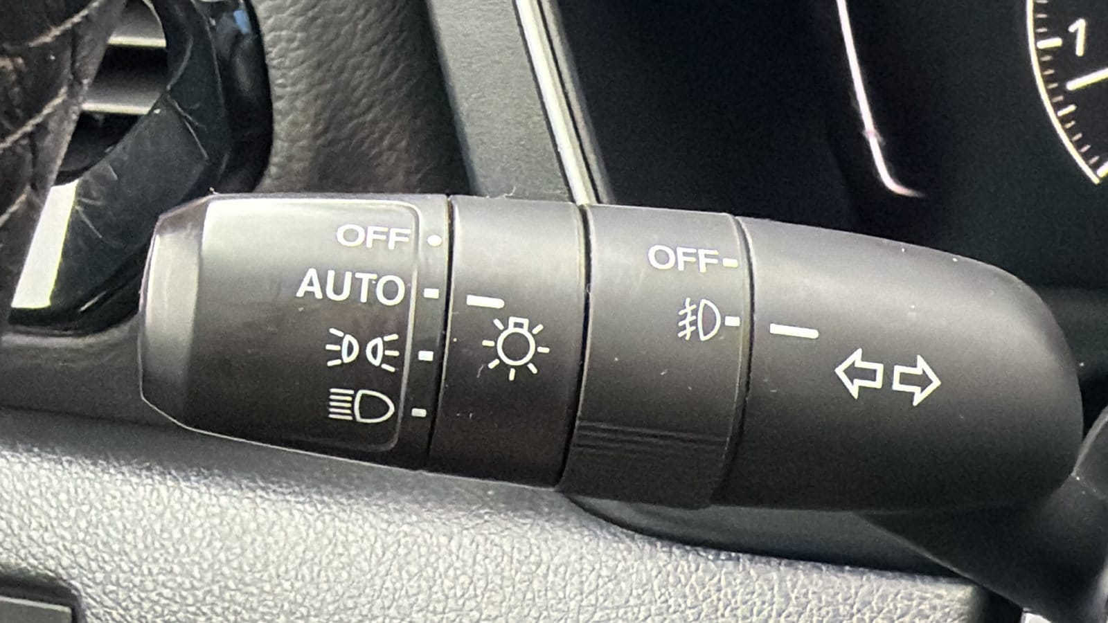 2024 Honda Pilot EX-L - Photo 30