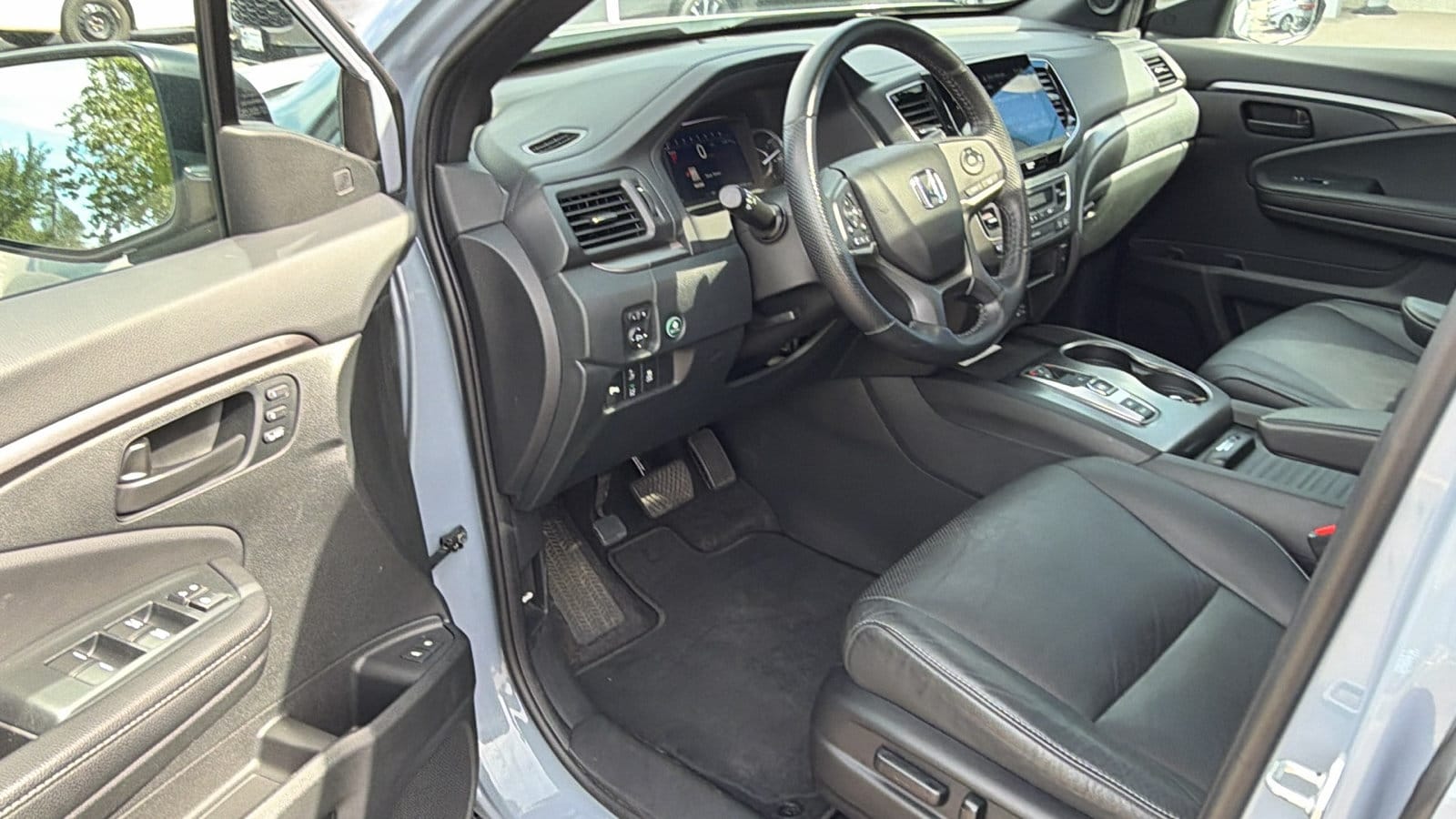 2023 Honda Passport EX-L - Photo 12