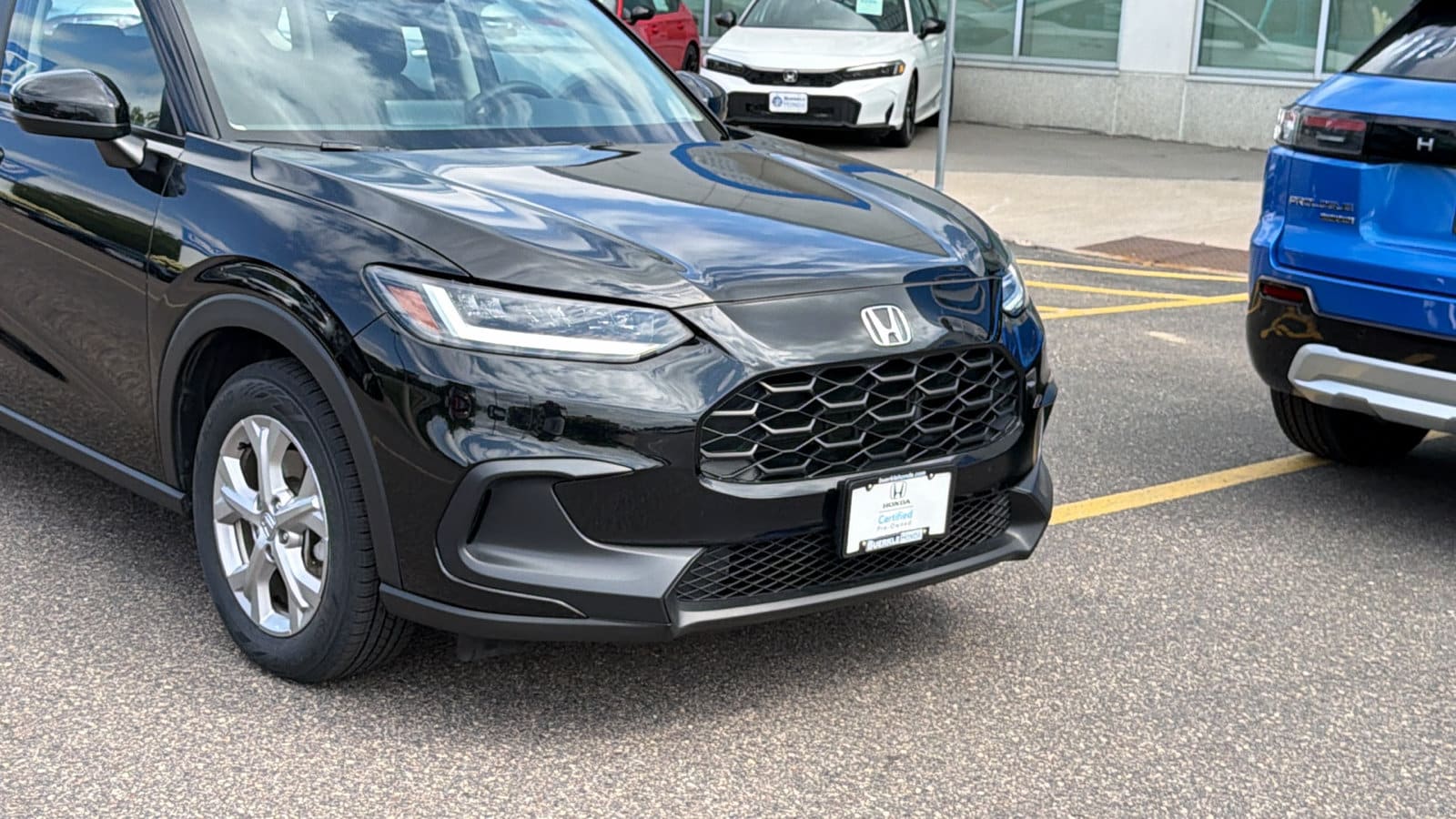 Certified 2025 Honda HR-V LX with VIN 3CZRZ2H38SM762977 for sale in Saint Paul, Minnesota