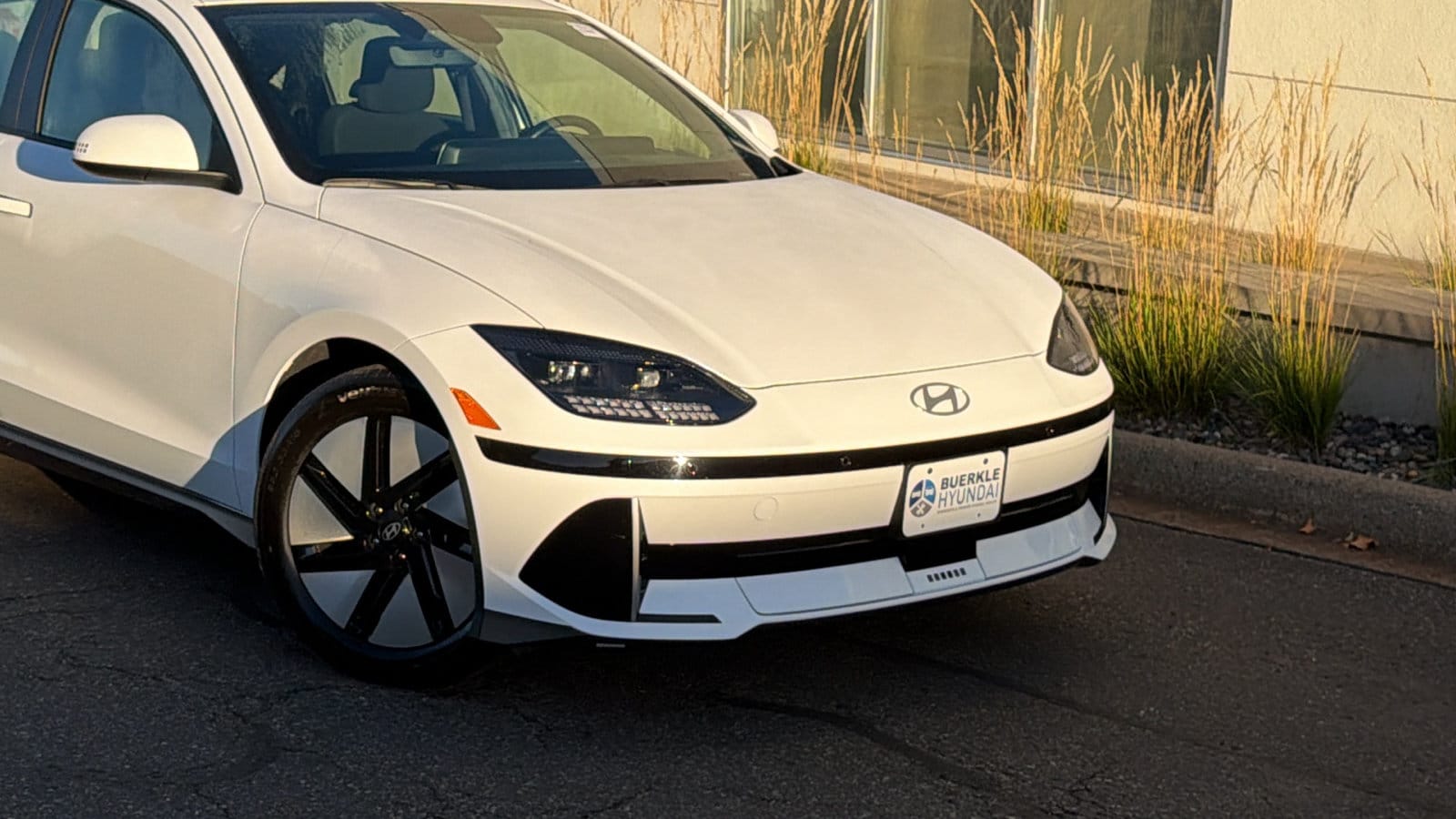Certified 2023 Hyundai IONIQ 6 SE with VIN KMHM24AAXPA051984 for sale in Saint Paul, MN