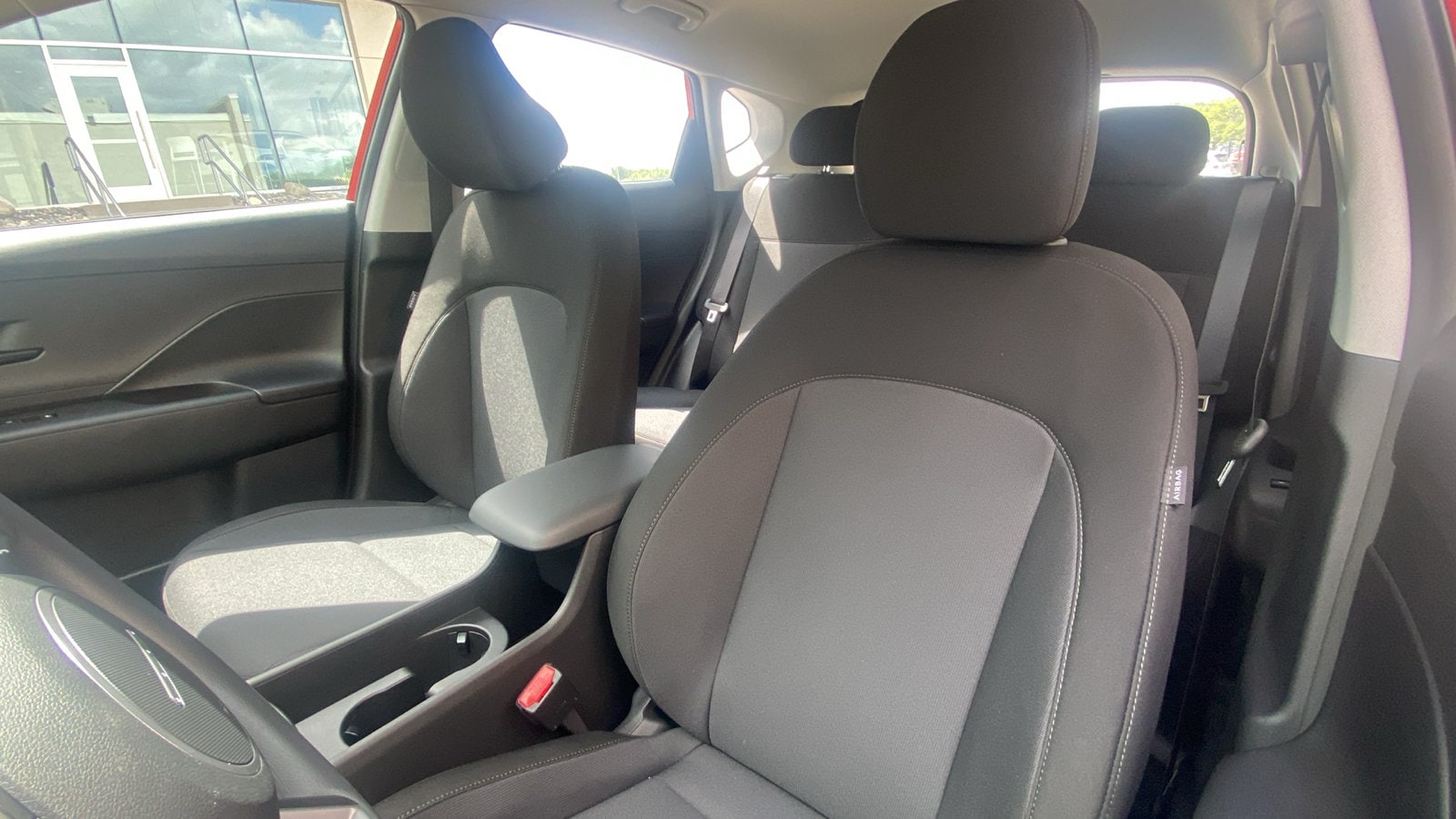 2026 Hyundai Kona SE - Photo 9