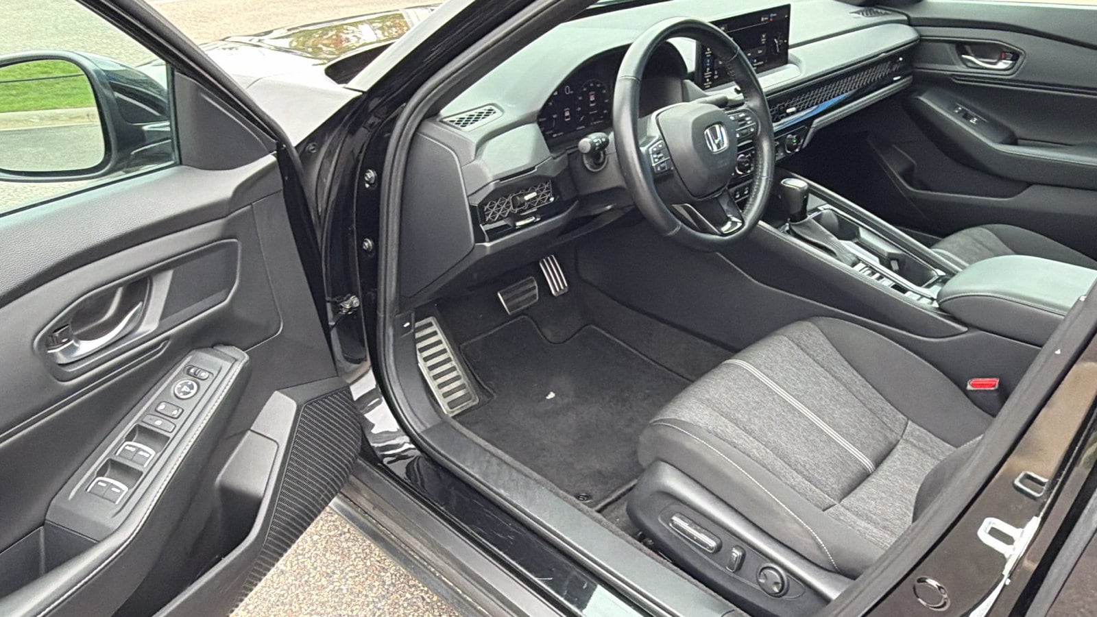 2024 Honda Accord Hybrid Sport - Photo 12