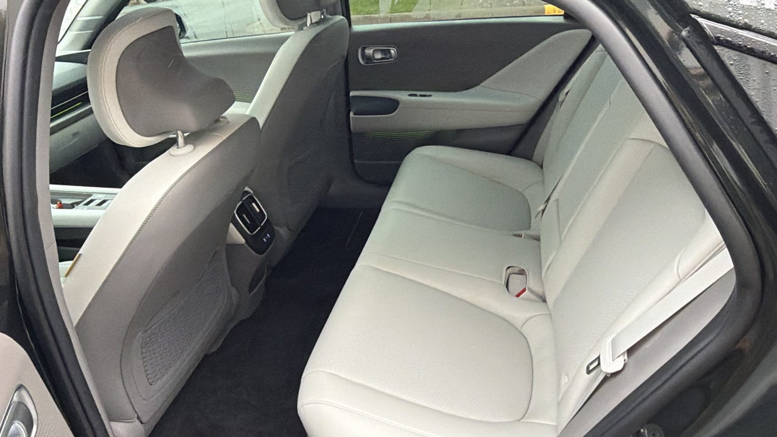 2023 Hyundai IONIQ 6 Limited - Photo 12