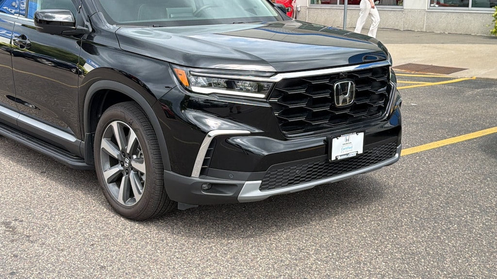 Certified 2025 Honda Pilot Elite Elite AWD