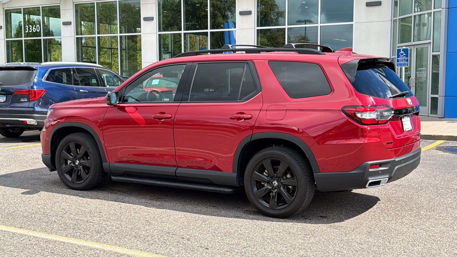 2025 Honda Pilot Black Edition - Photo 9